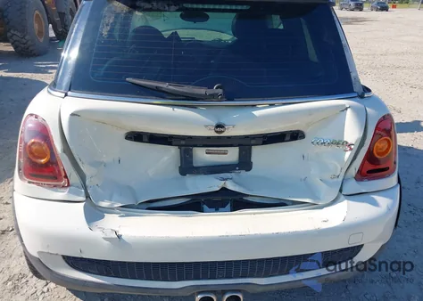 2008 Mini Cooper S из США, поврежденный, VIN WMWMF73578TV38976